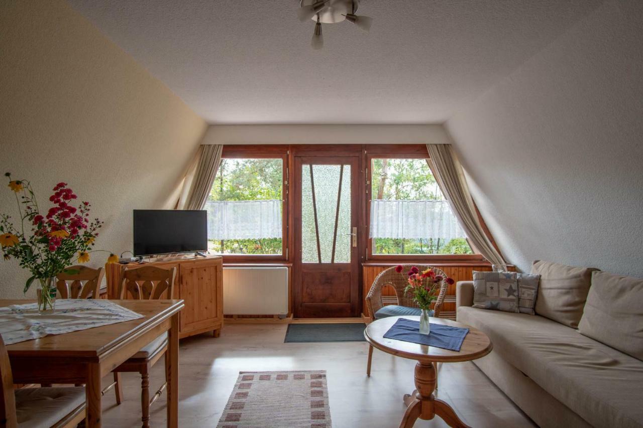 Naturcamping Perlin Ferienhaus Buitenkant foto
